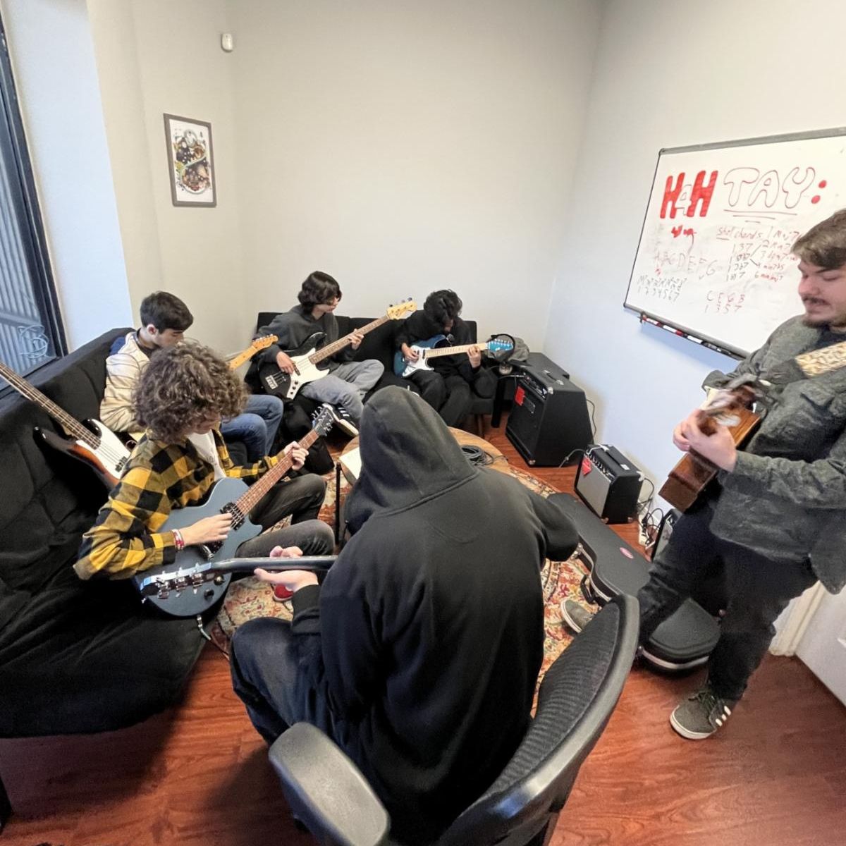 c903194b1b9e22e839501b6ed30ded781b236d7683a76016c83086b26da77853-15 image