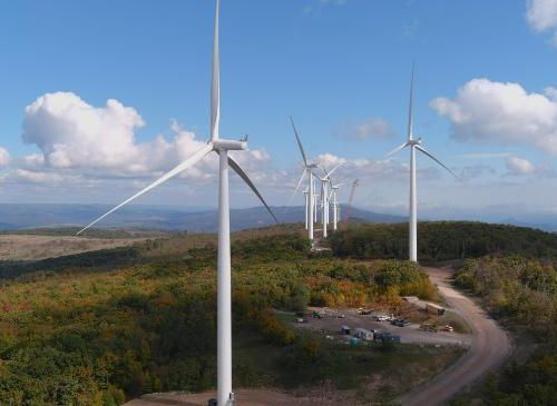 picture of wind turbines