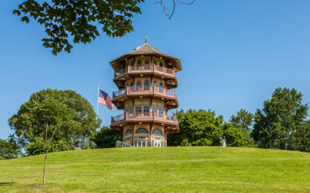 Image of the pagoda in Patterson Park