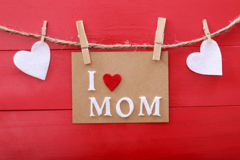 mom_clothesline2.jpg