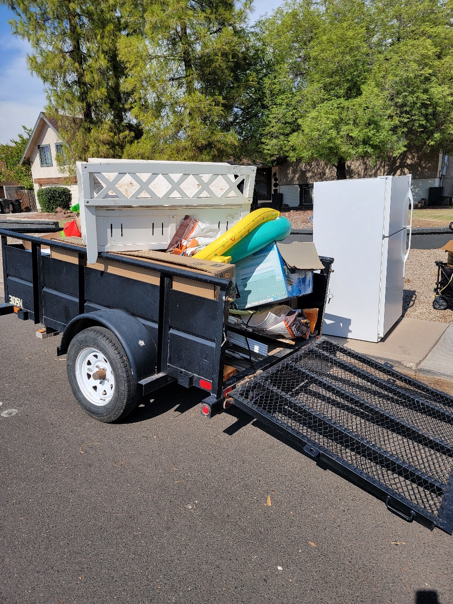 Curbside Trash Pickup in Mesa, AZ | Rodriguez Enterprise