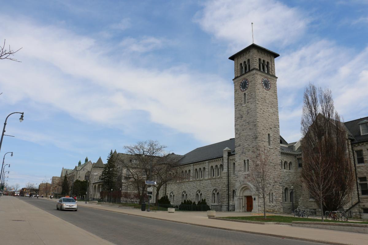 Grant Hall from across University Avenue in the Spring