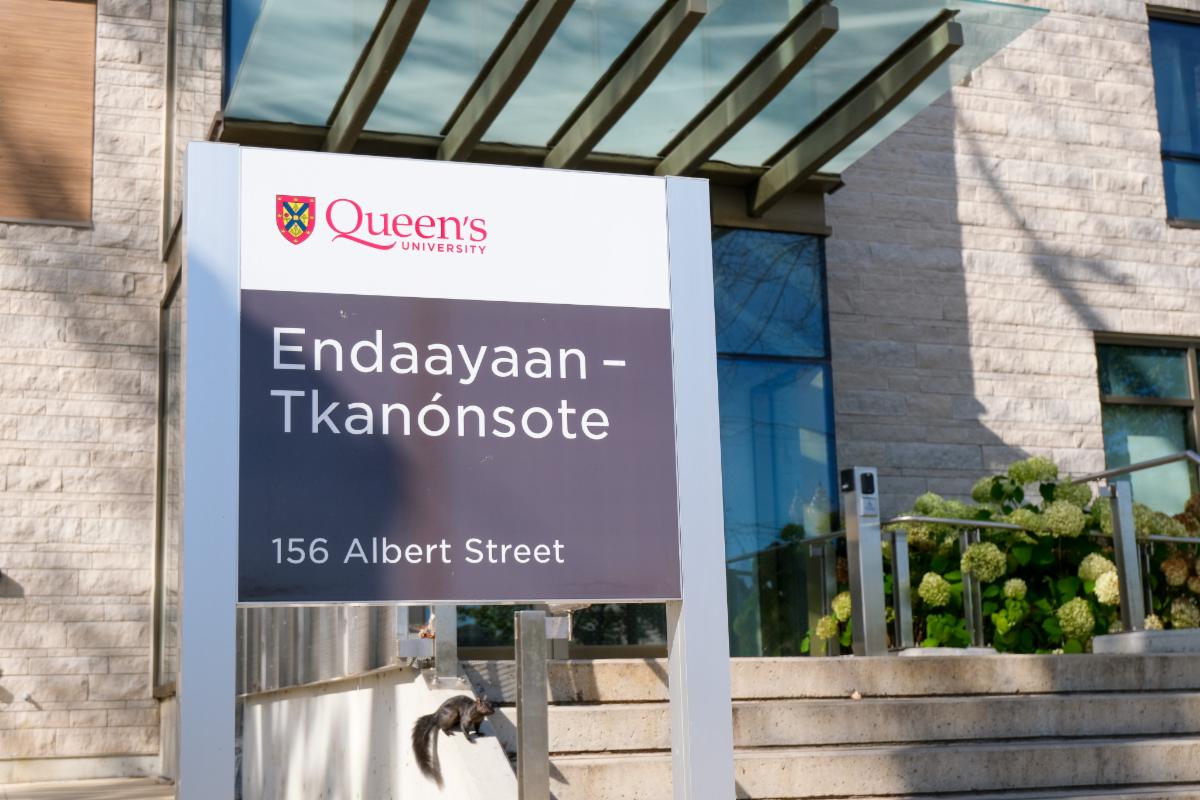 Endaayaan – Tkanónsote sign outside main building entrance