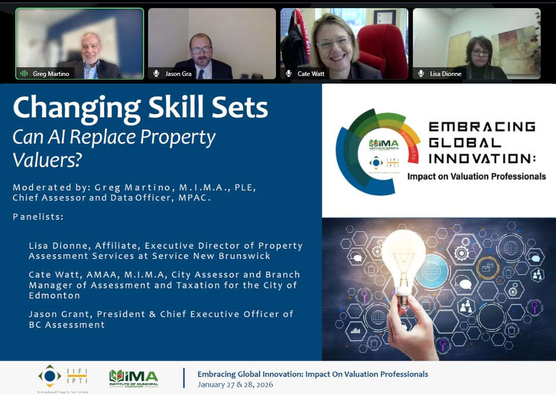 Photo de Greg Martino et des participants au panel lors du symposium virtuel IPTI de l’IMA : Embracing Global Innovation (Adopter l’innovation mondiale).