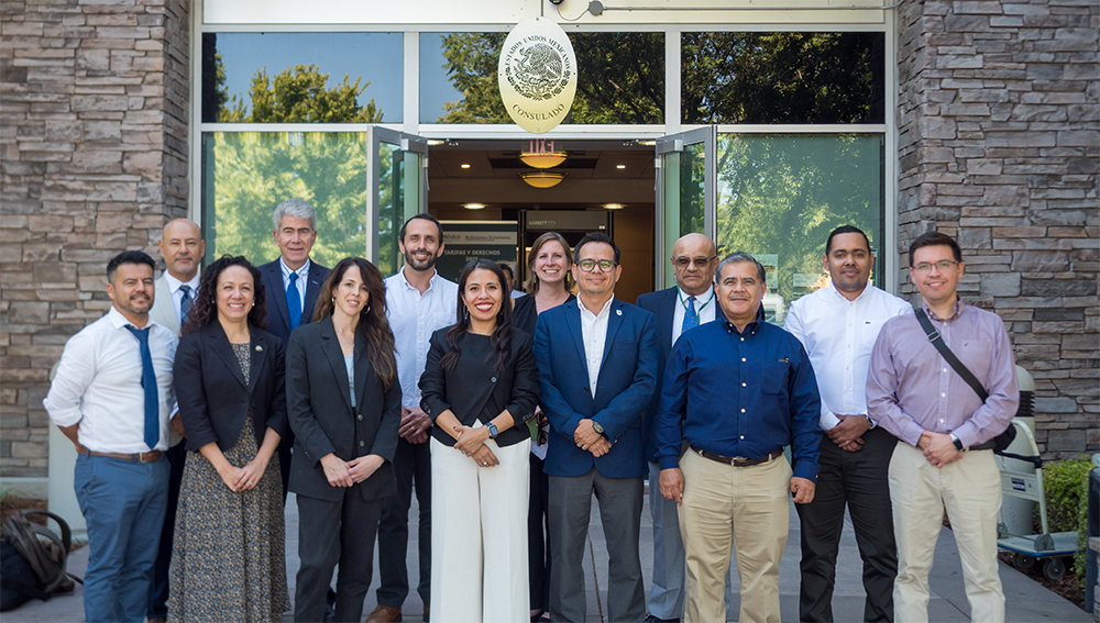 Mexican Delegation outside Sacramento Mexican Consulate