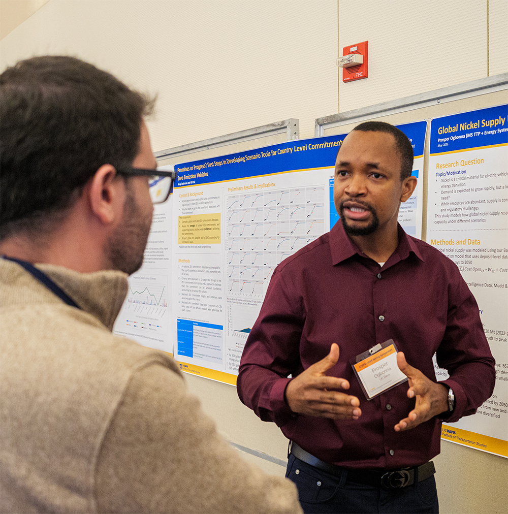 Prosper Ogbonna presents research at the 2026 Spring STEPS+ Symposium