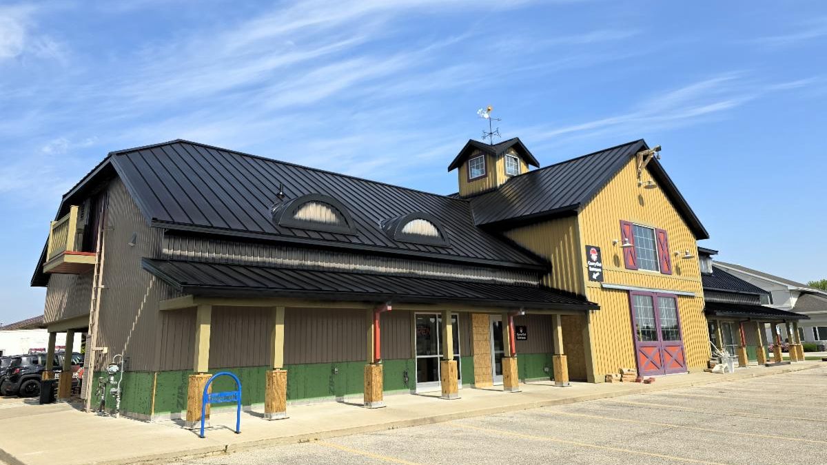 Lazy Dog Frankenmuth