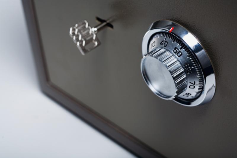 metal_safe.jpg