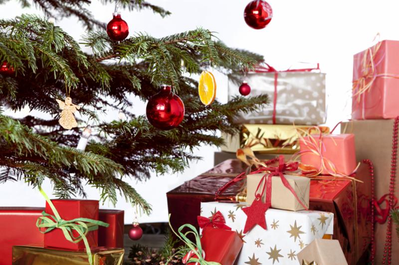lots_of_gifts.jpg