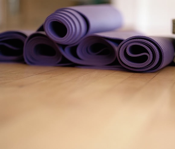purple_yoga_mats.jpg