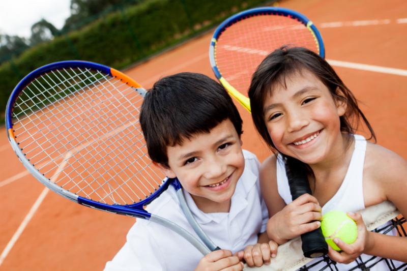 young_tennis_players_court.jpg