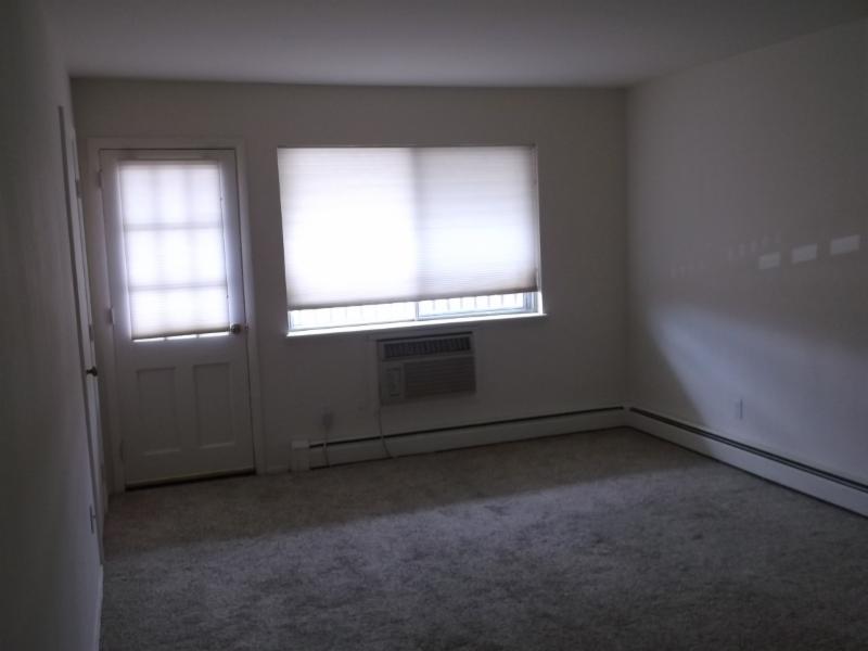 Just Listed Cozy 1Br Condo Sutton North Poughkeepsie, NY