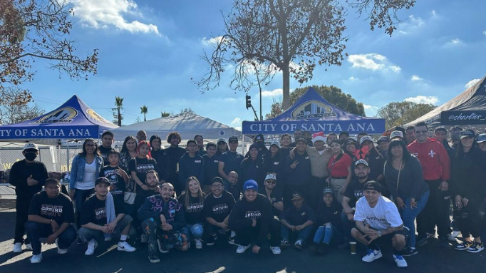 MPT Lopez Toy Drive Group Photo at Centennial Park