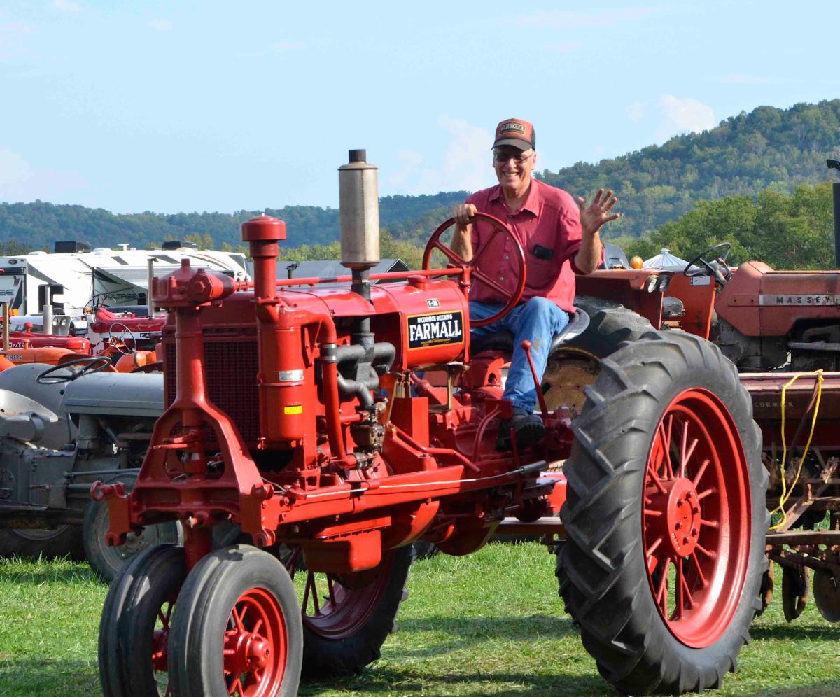 27th Annual Tractor Show in Photos Issue 1180