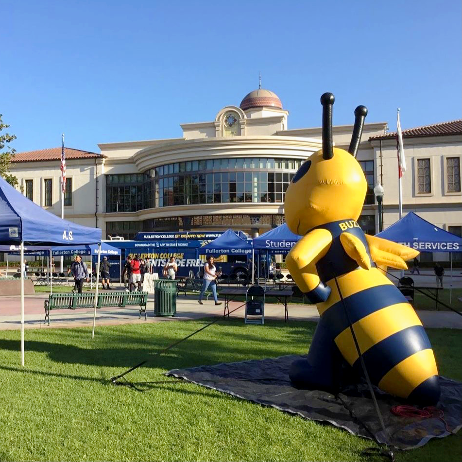 Club rush on the quad