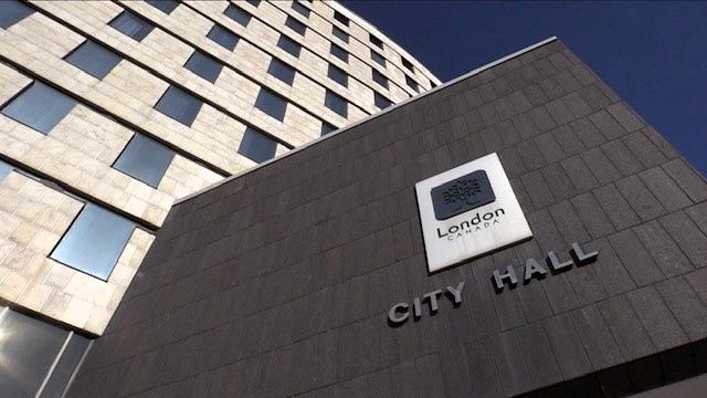 London Inc. Weekly weekly Focus