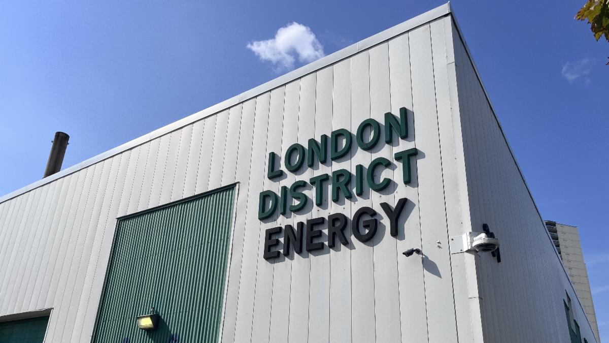 London Inc. Weekly weekly Focus