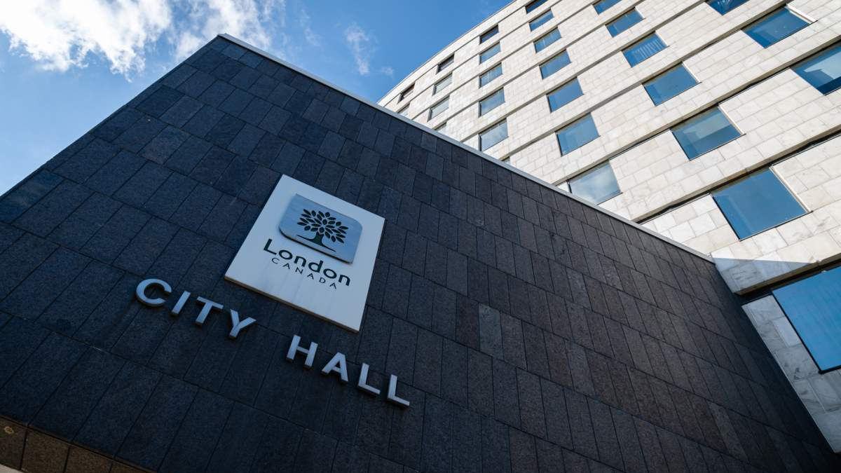 London Inc. Weekly weekly London Inc. Weekly