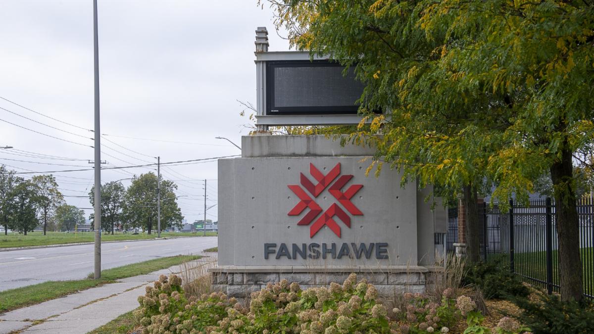 London Inc. Weekly weekly London Inc. Weekly