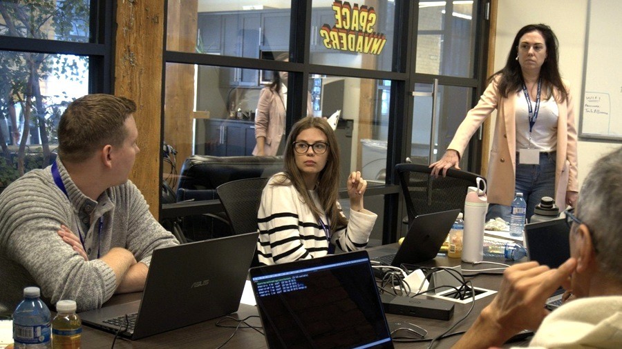 London Inc. Weekly weekly Focus