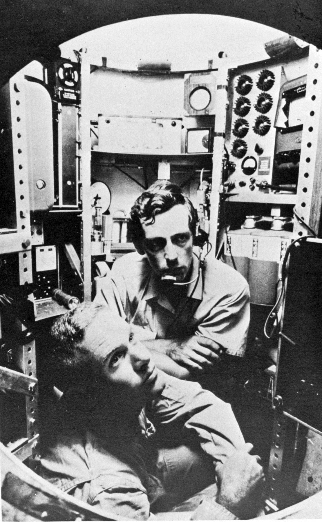 Walsh and Piccard aboard bathyscaphe