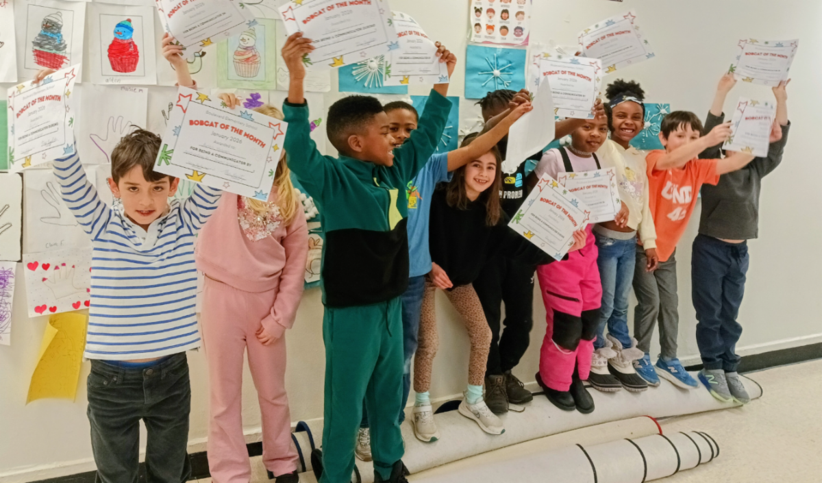 Boulevard second grade students pose for a photo.