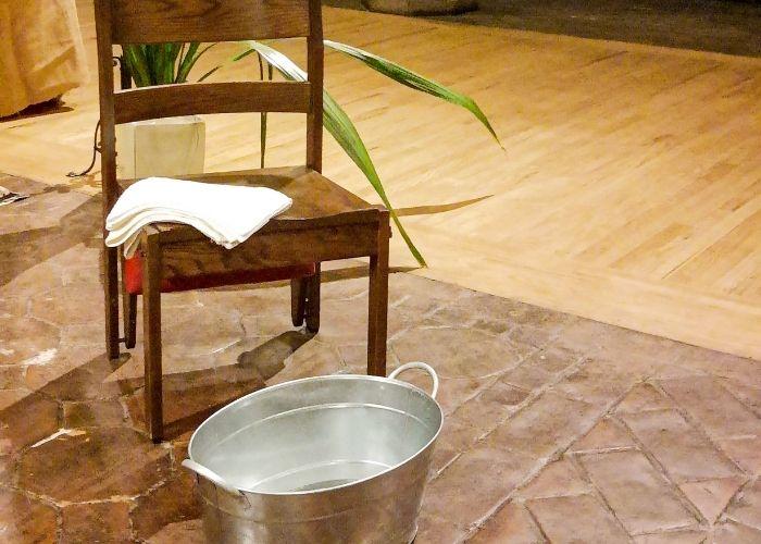 Maundy Thursday SEO.jpg