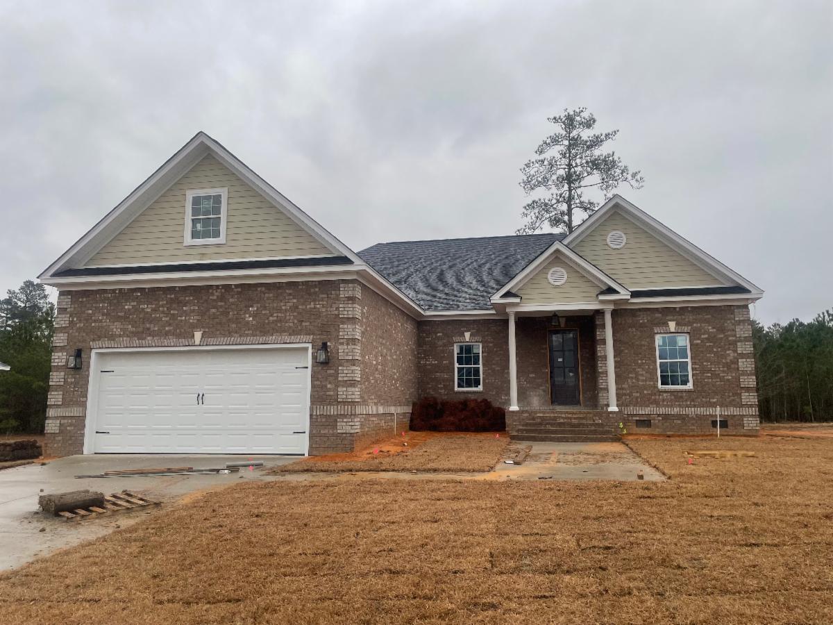 NEW CONSTRUCTION ORANGEBURG, SC SALE PRICE 414,900 4 BEDROOMS 2