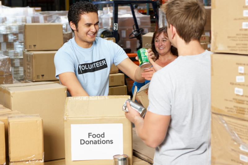 volunteer_food_donation2.jpg