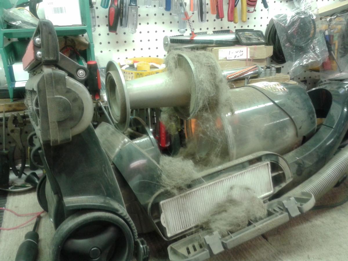 The real dirt on bagless vacuums