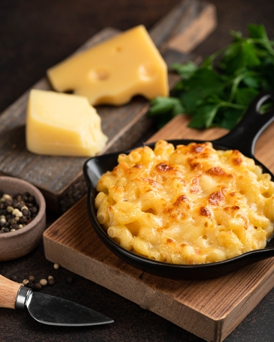 Mac n cheese_ traditional american food_ selective focus