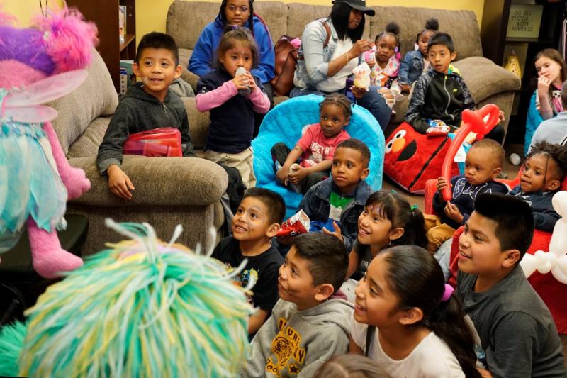 Hispanic Family Center Partners with Sesame Street CNBNews