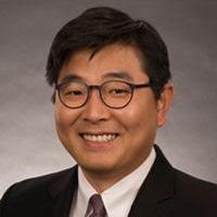 headshot of Dr. Ryu