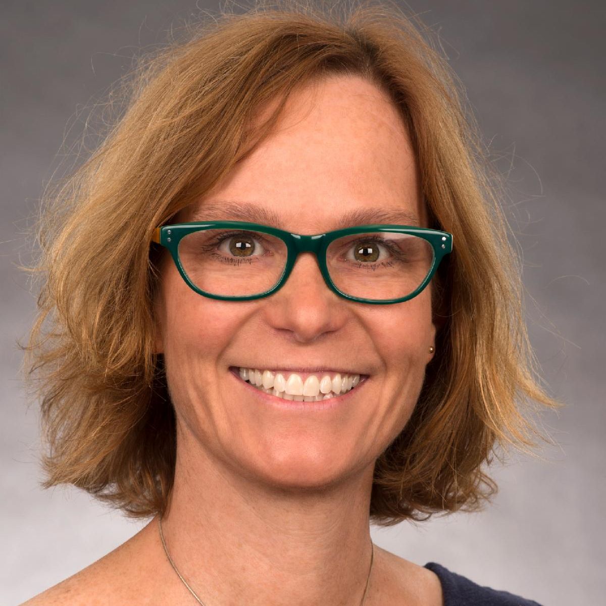  Headshot of Donna Lybecker