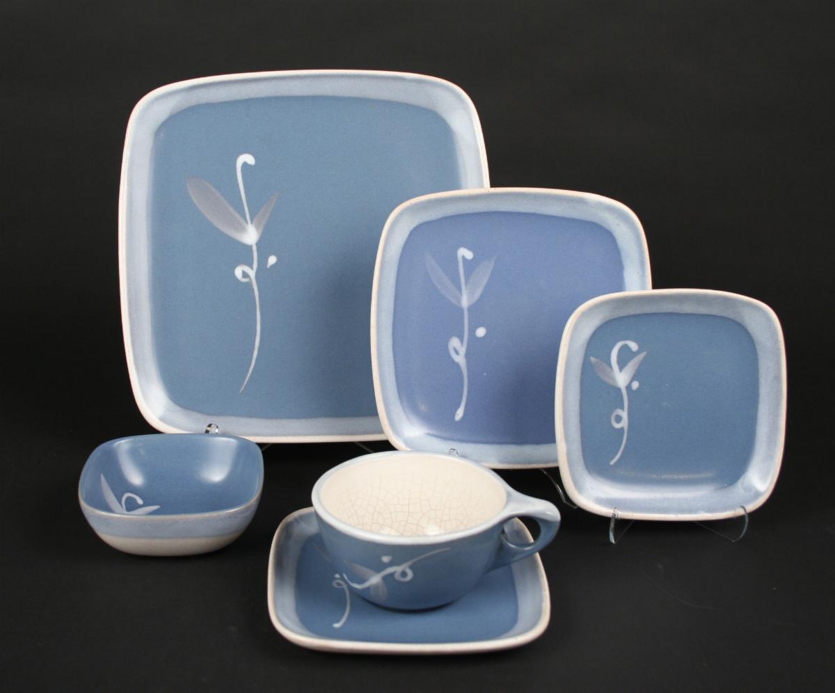 Dinnerware Zoom Lecture "Glidden Pottery Unique