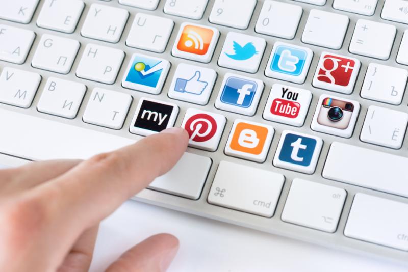 socialmedia-keyboard.jpg