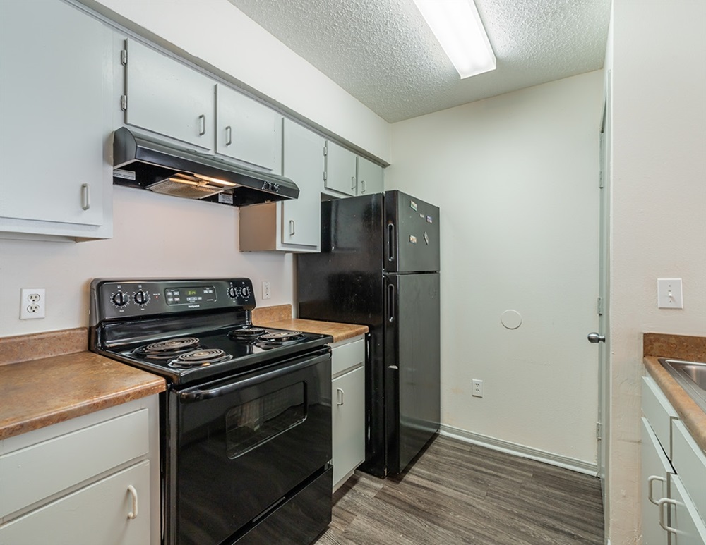 Baton Rouge Portfolio 248 ValueAdd Units Built 2001/2002