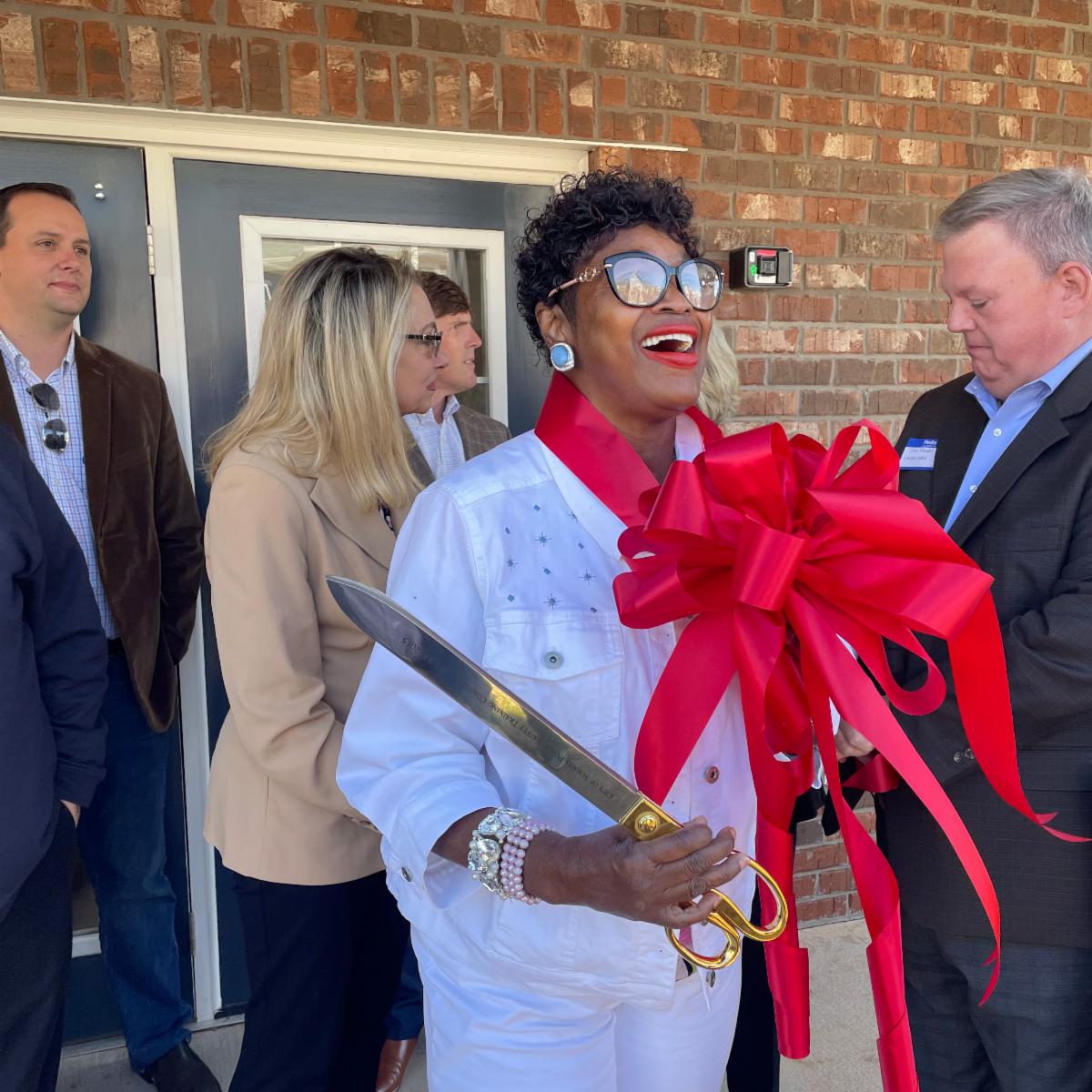 New Housing for Semmes Seniors + Scholarship Recipient + More