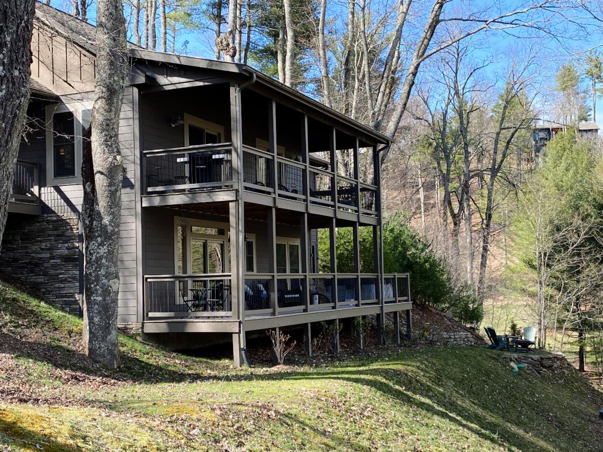 West Jefferson Area Vacation Rentals & Sales