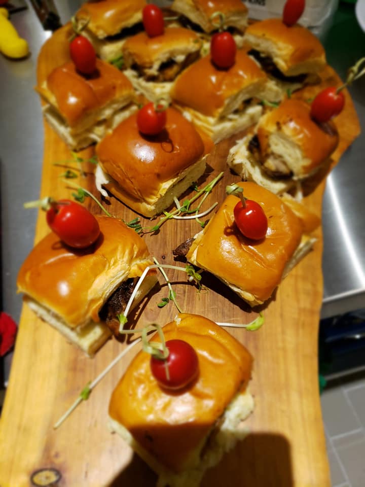 Junos 2022 hors d_oeuvres1.jpg