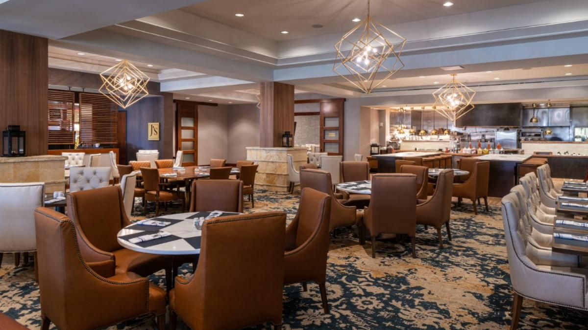 Horseshoe Bay Club Dining