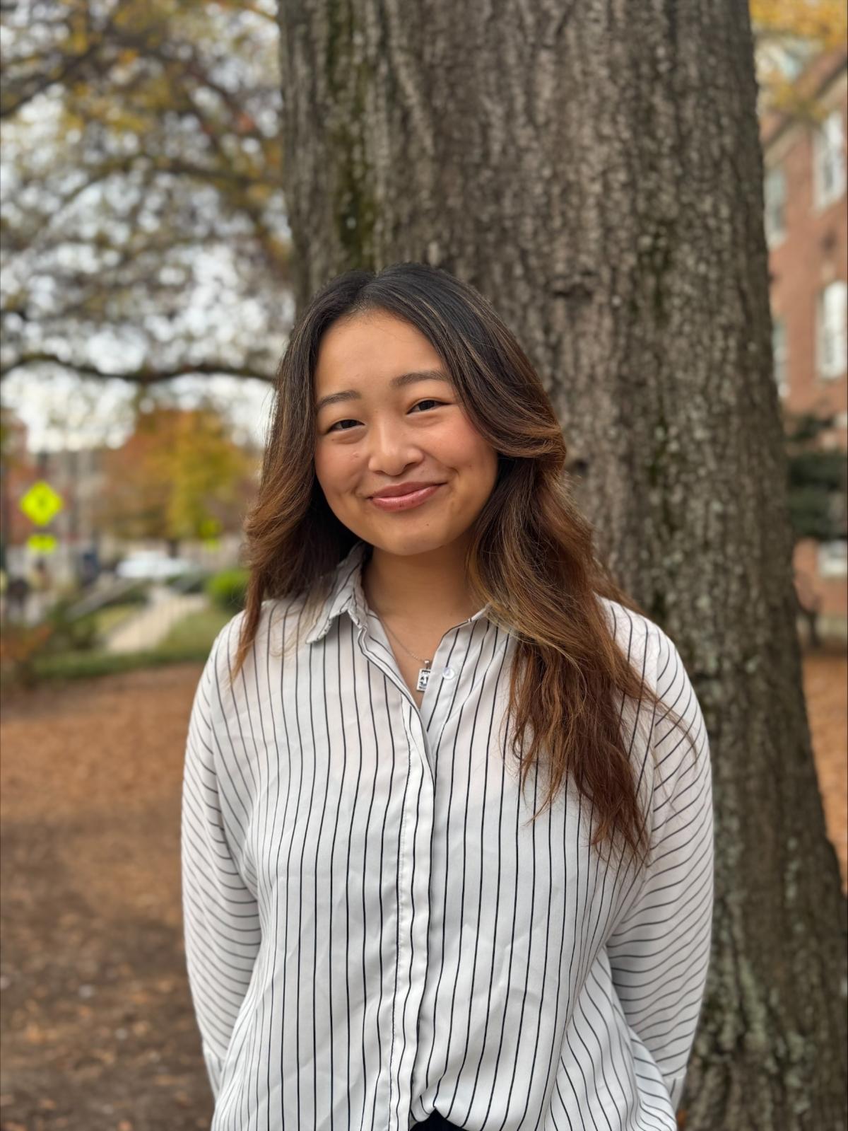 Headshot of Angelina Xiong