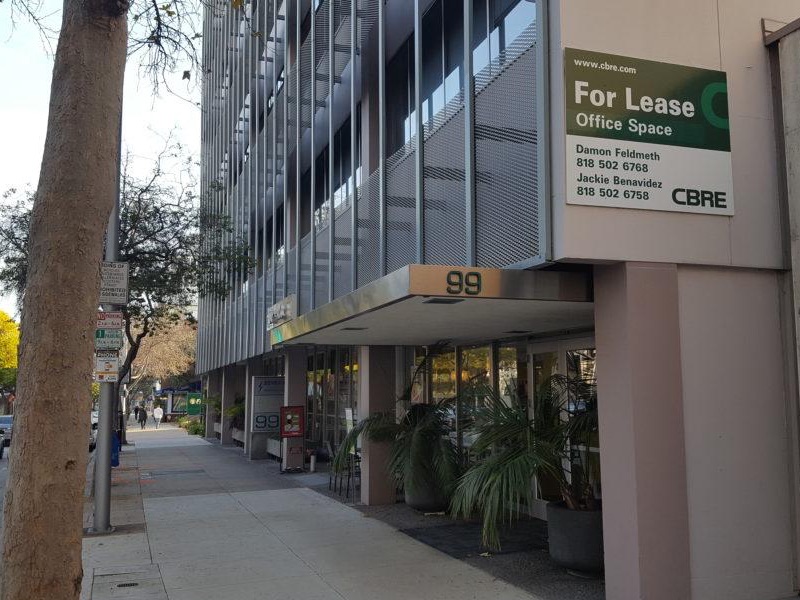 South Lake Avenue, Pasadena August eNews