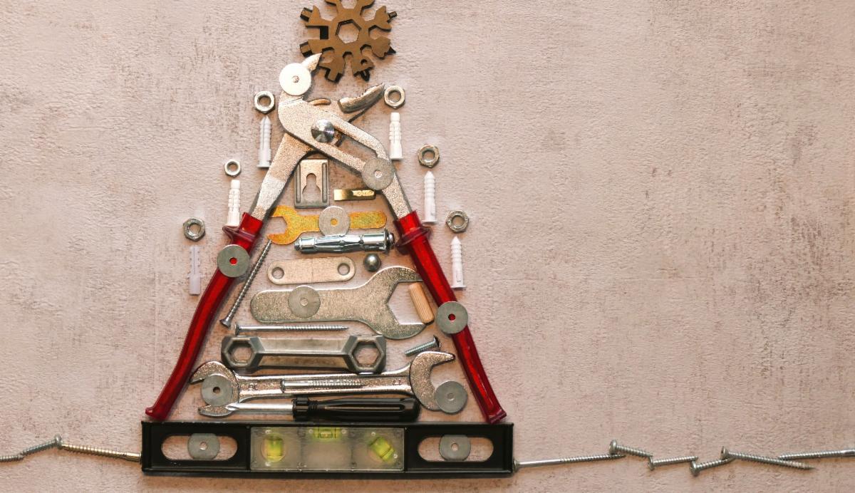 a grouping of tools arranged in a pyramid shape 