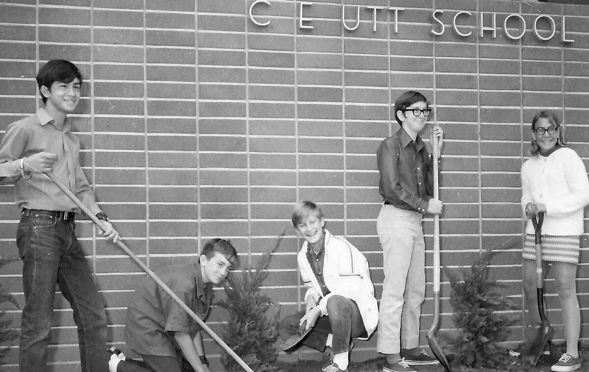 Utt Gardening 1971