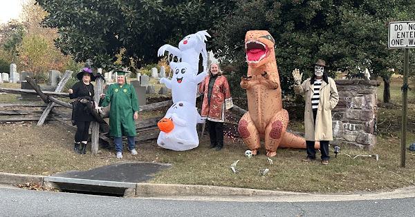 halloween dinosaur