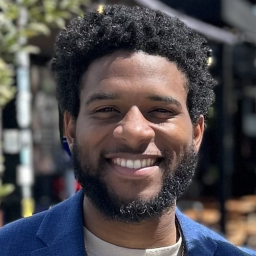 Head and shoulders photo of Ke'marvin Pitt