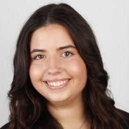 Head and shoulders photo of Mally Townsend