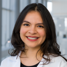 Head and shoulders photo of Dr Kitzia Moreno
