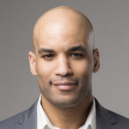 Head and shoulders photo of Dr. Mohayed Mohayed